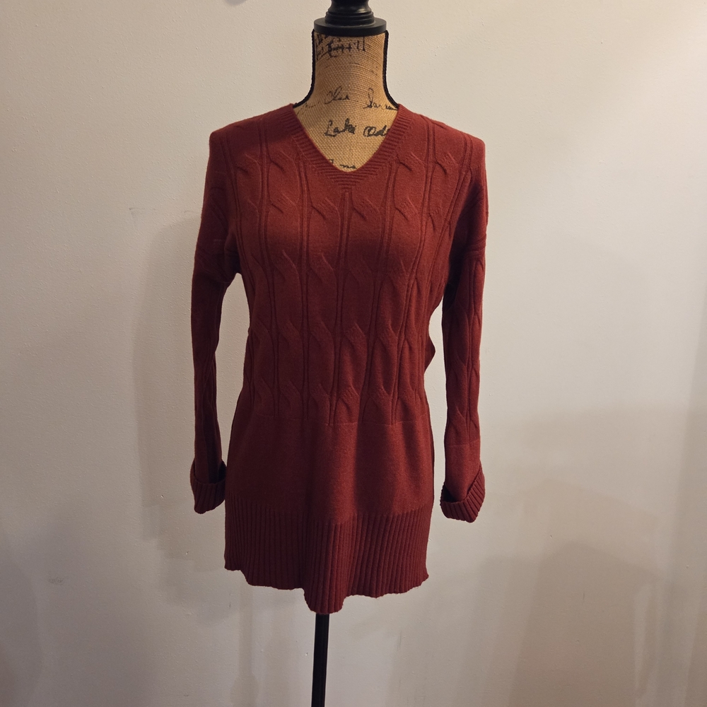 Coco + Carmen V-Neck Sweater in Deep Rust